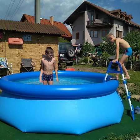 Dom wakacyjny Privat V Raji *